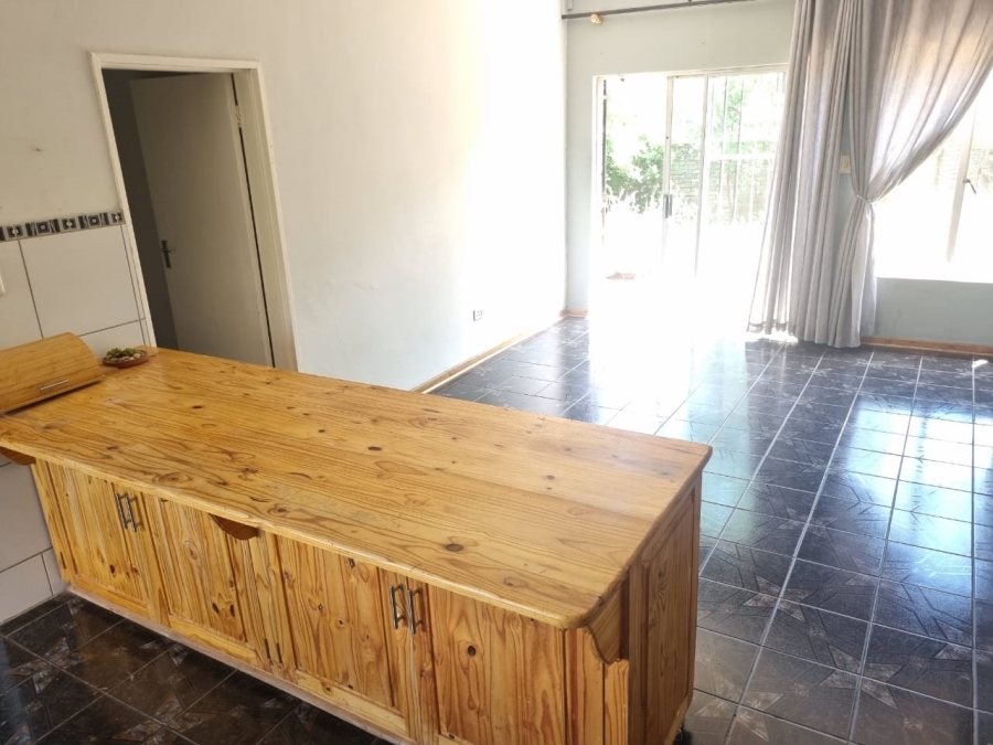 3 Bedroom Property for Sale in Colesberg Northern Cape